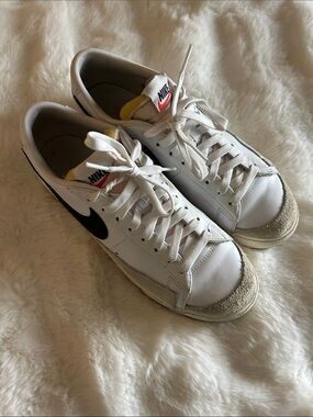 Nike Women’s Sneakers